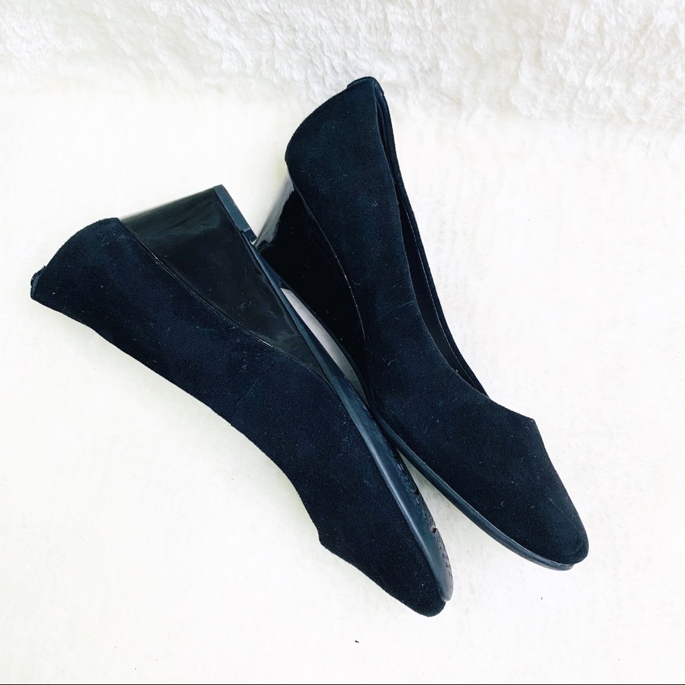 Easy Spirit Solna Black Suede Wedge Heels Size 6 - Picture 3 of 11